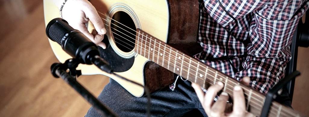 Best Microphones For Classical Guitar